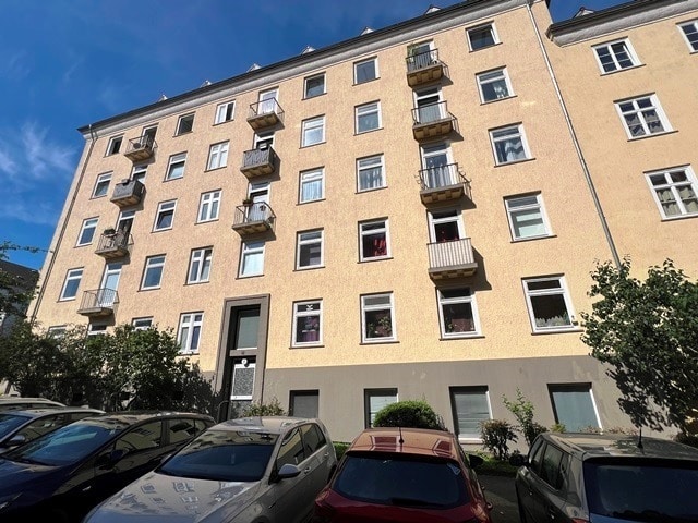 Altbau ETW mit 4 Zimmern an den Goetheanlagen