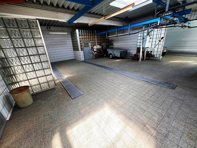 Gewerbehalle