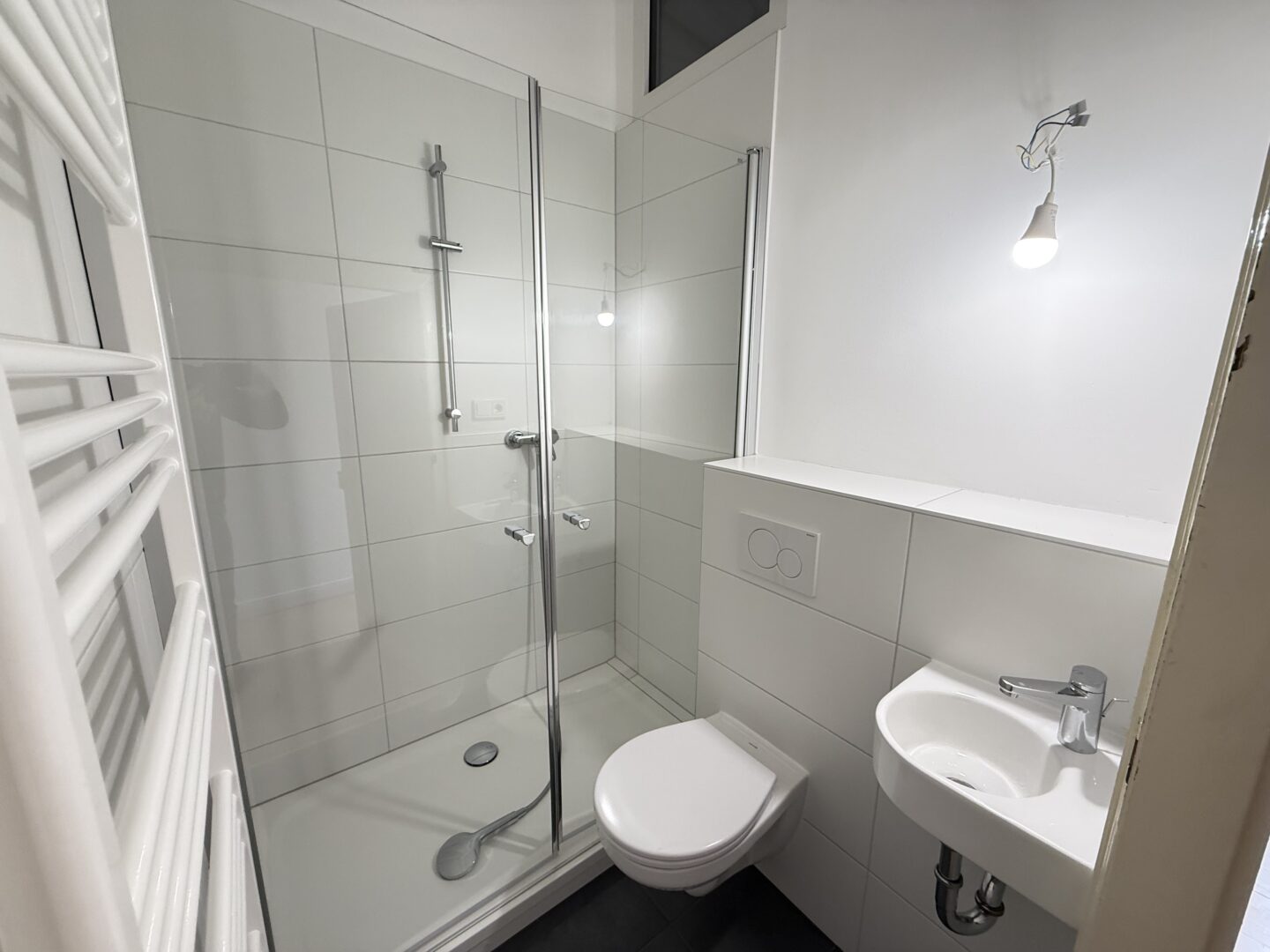 weiters Duschbad auch mit WC