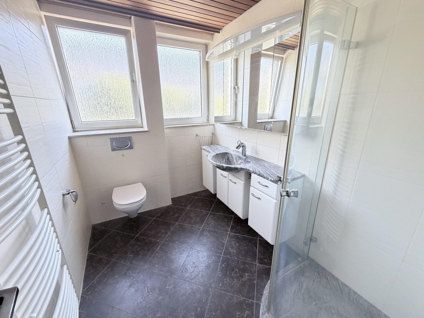 Badezimmer Erdgeschoss