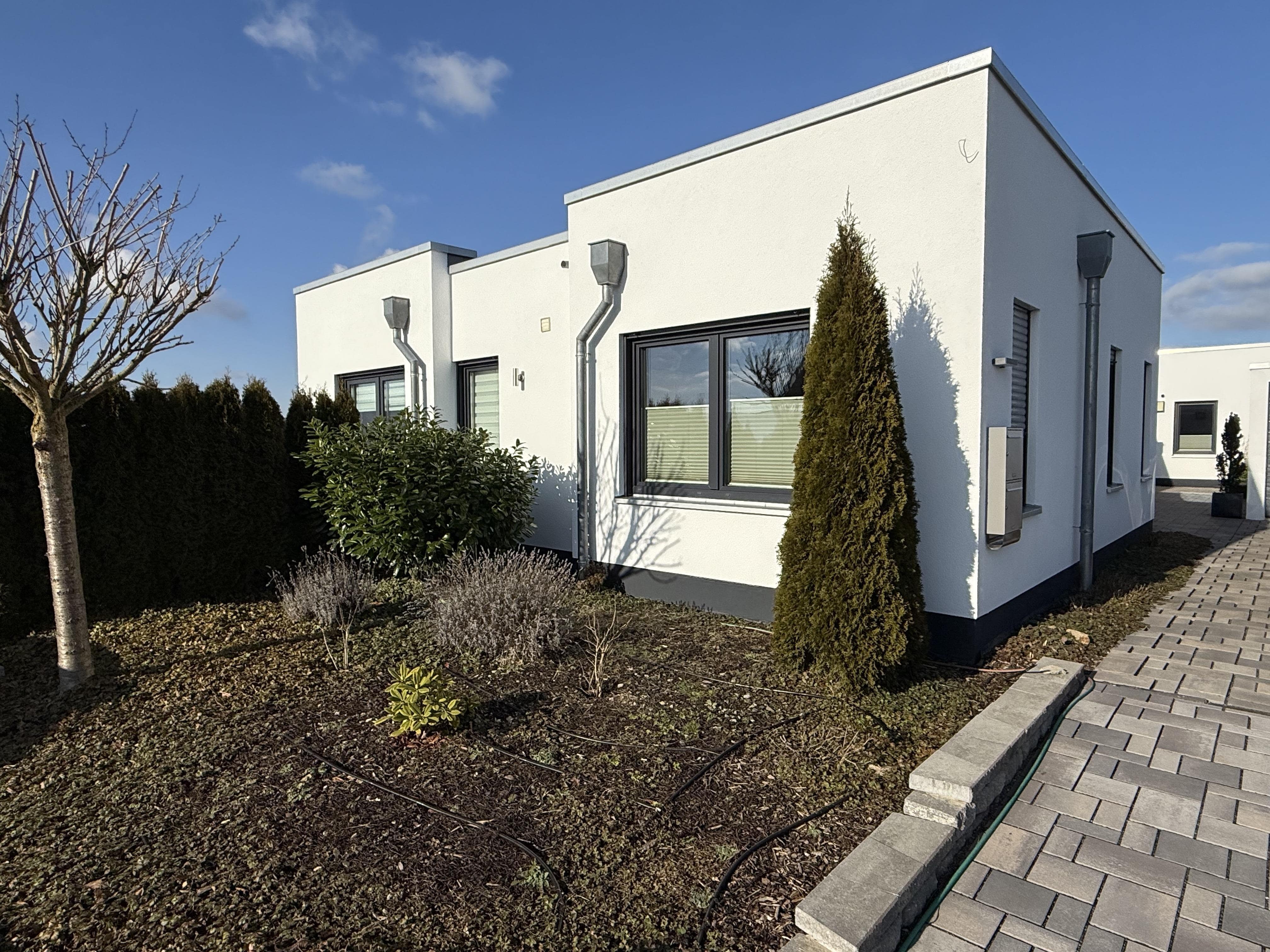 Exklusives KFW 55 Niedrigenergiehaus im Bauhaus-Stil Am Kammerberg