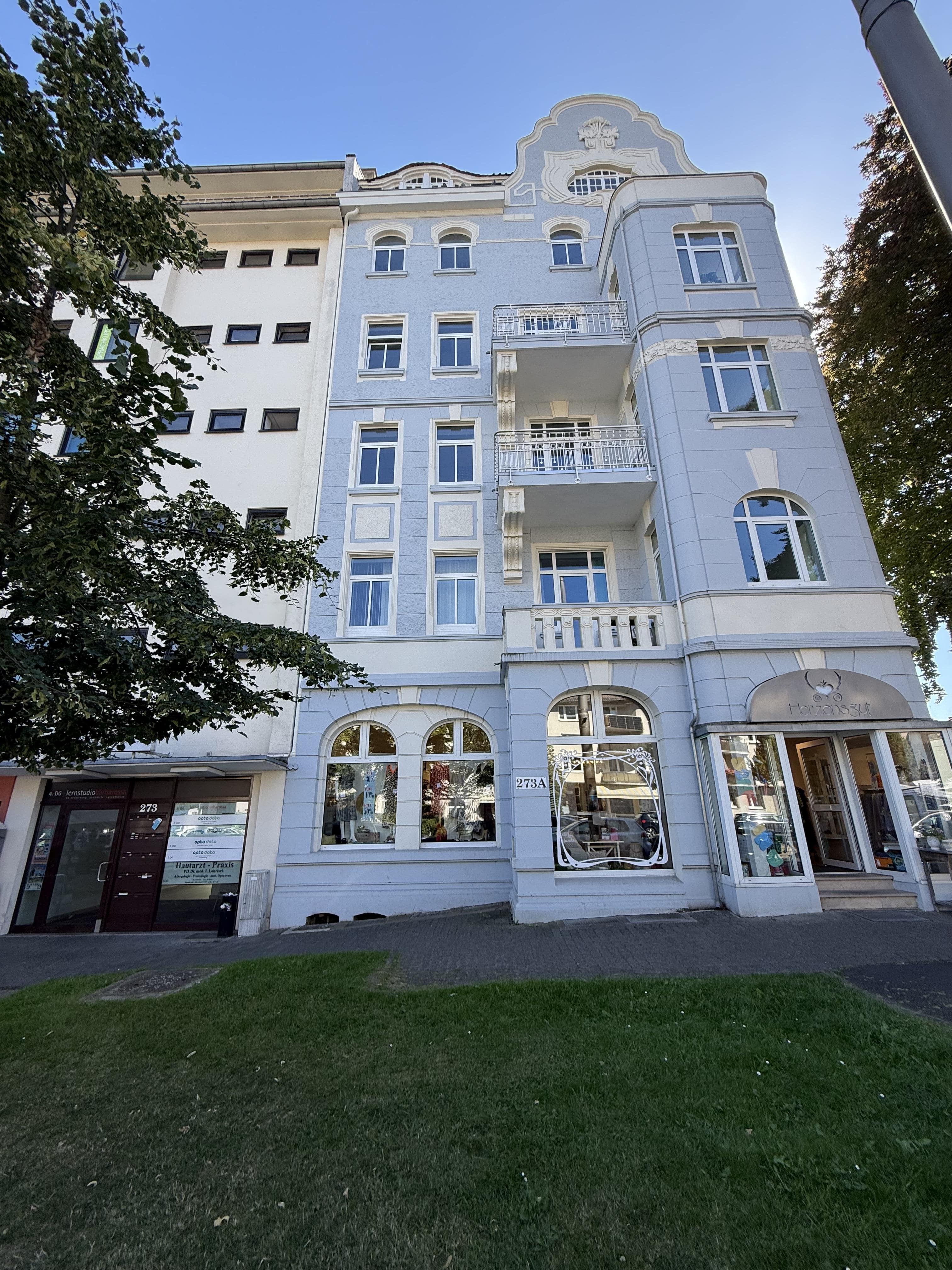 großzügige Bürofläche in Bad Wilhelmshöhe zur Anmietung frei!
