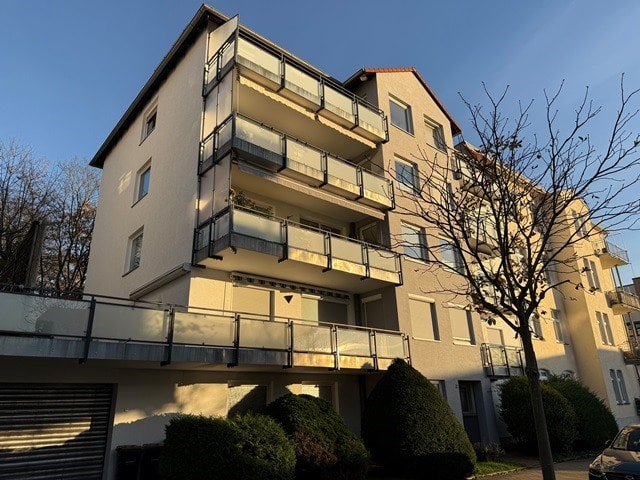 oft gesuchte große 2 Zimmer- ETW mit TG-Platz im Vorderen Westen