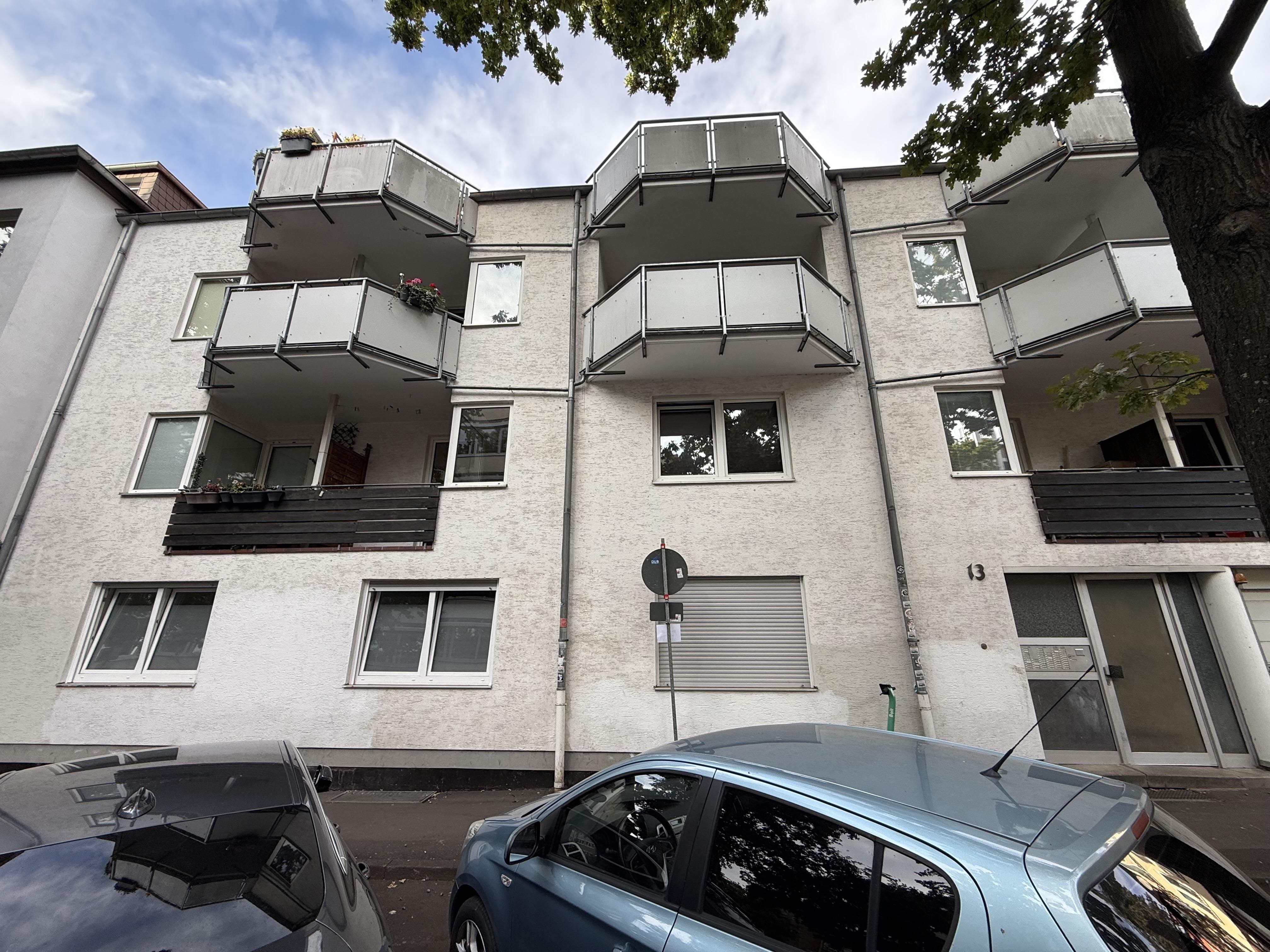 Singlewohnung mit Loggia und TG-Stellplatz nahe HoPla/Uni Campus Kassel – sofort frei-