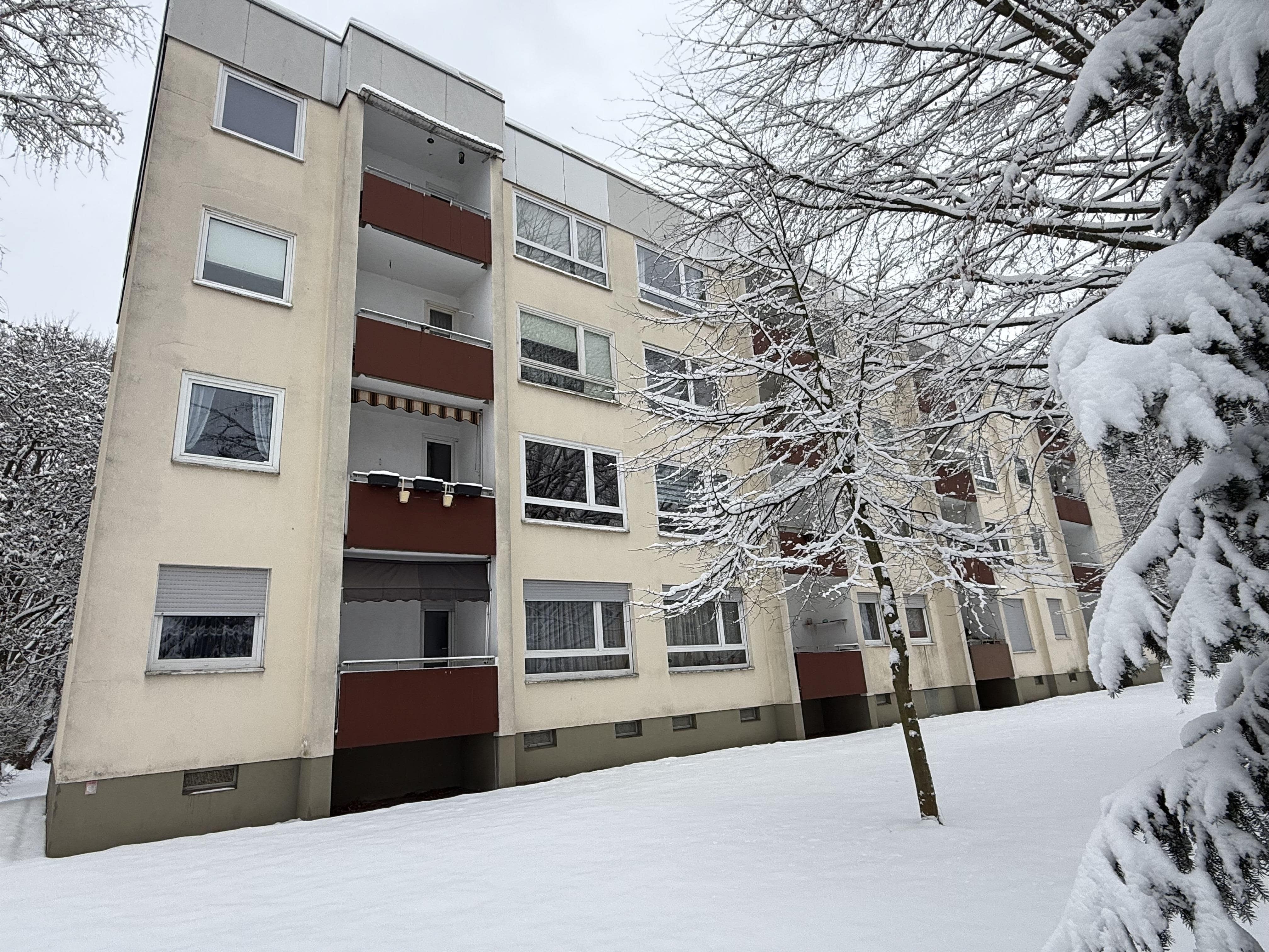 3 Zimmer- ETW mit Loggia & 3 Garagen zur Anlagen nahe Campus Uni Kassel