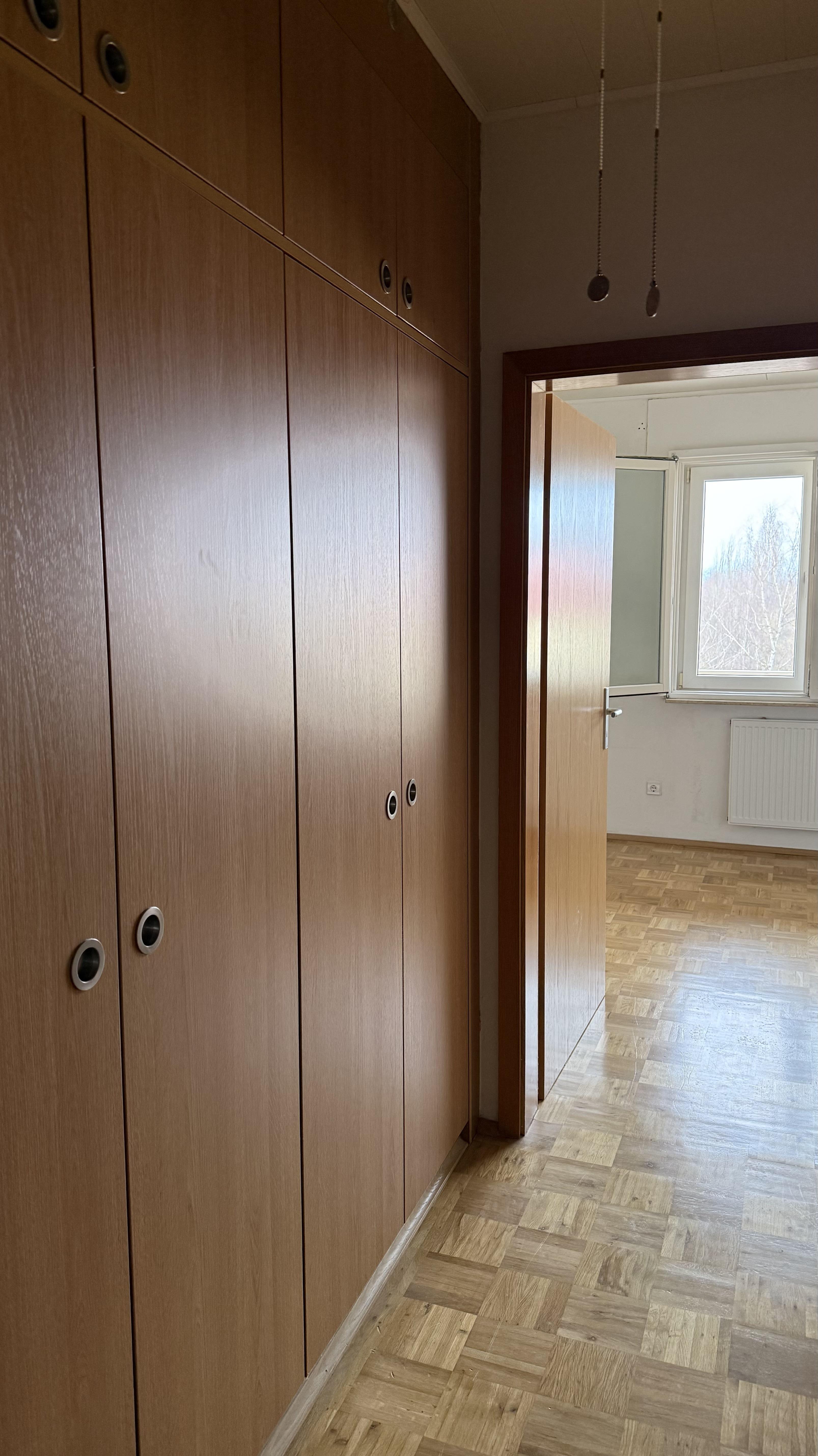 Einbauschrank im Flur