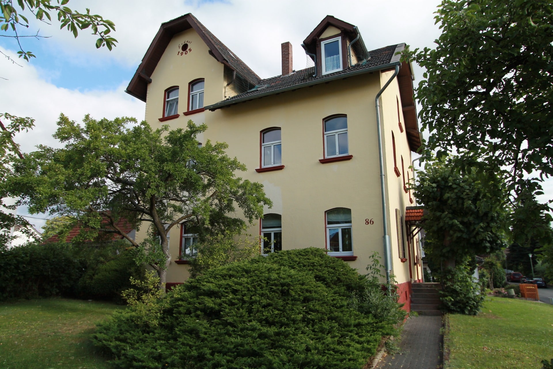historisches 3- Familienhaus in der Weststadt in Top-Wohnlage von Harleshausen
