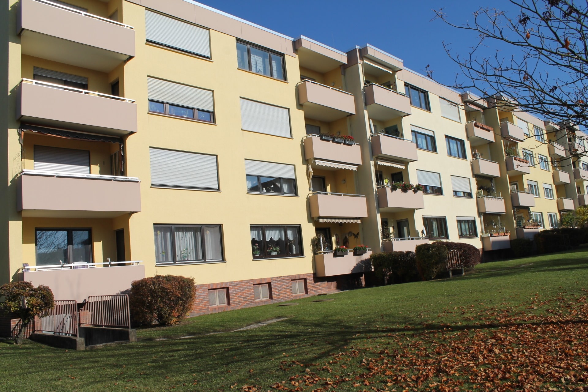 Schöne 3 Zimmer Mietwohnung nahe Rathaus mit Weitblick