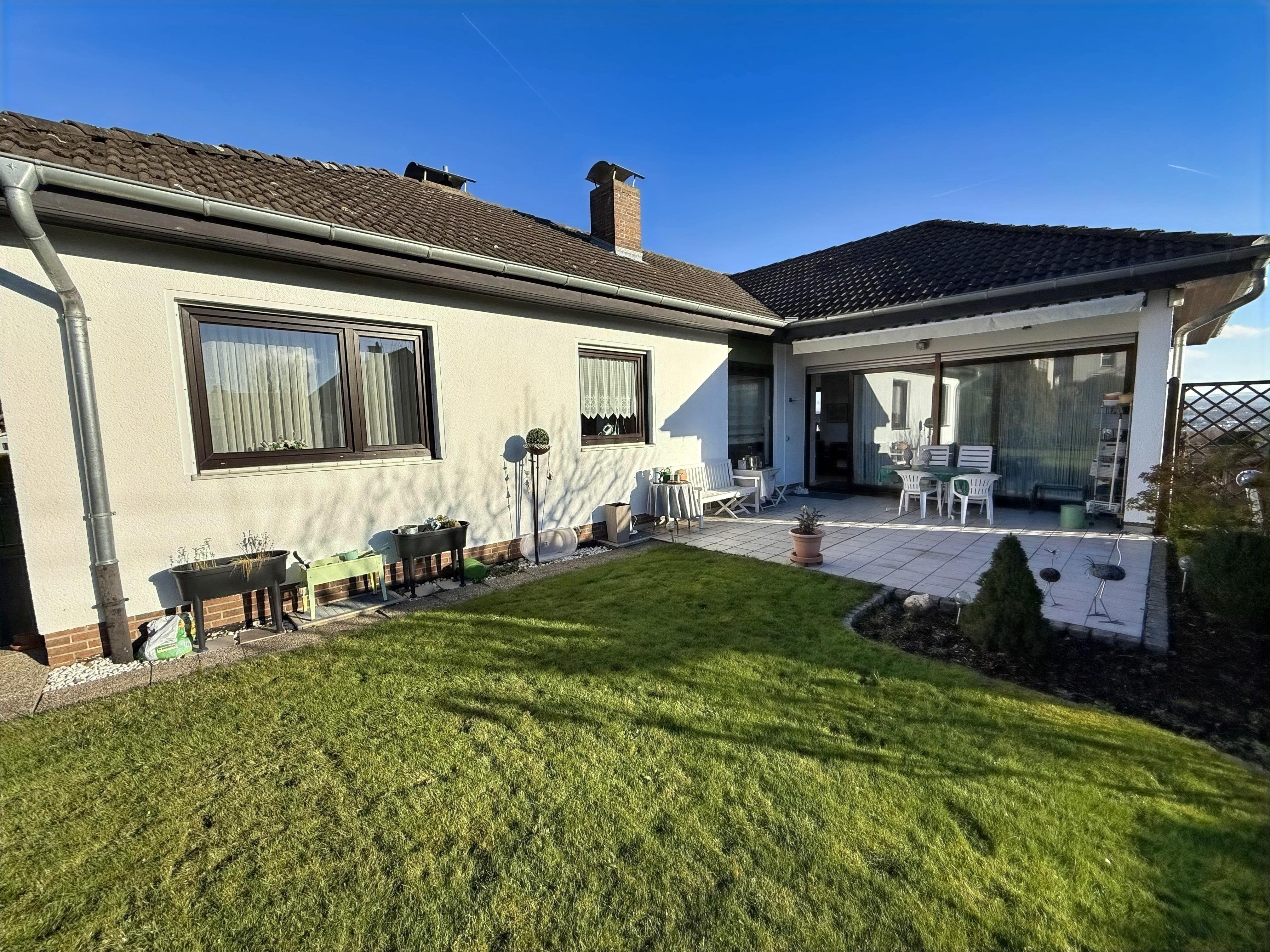 Bungalow in begehrter Wohnlage von Vellmar/ Stadtgrenze Kassel mit viel Platz und Vollkeller