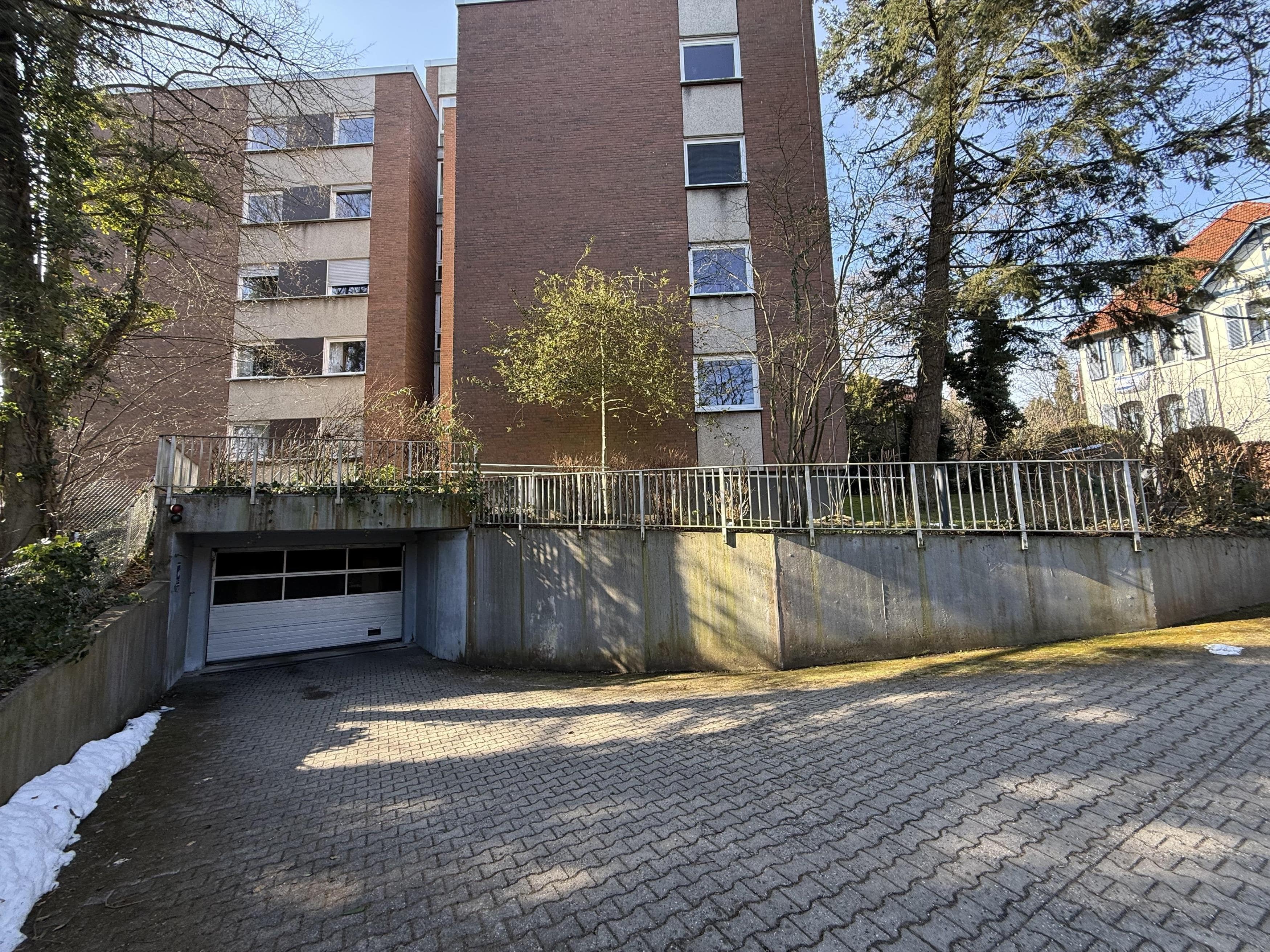 Garagenzufahrt